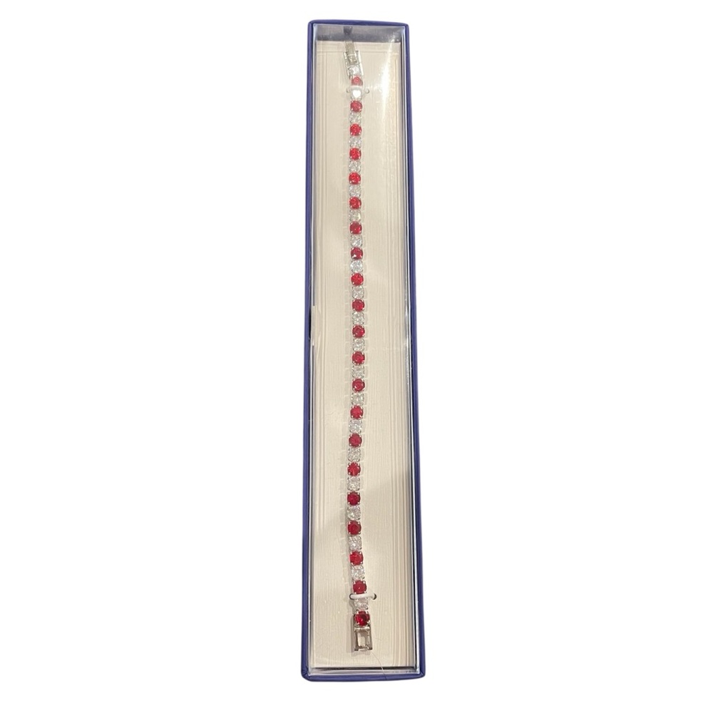 DiamondAura Tennis Bracelet